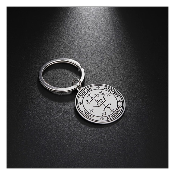 Arch Angel Michael Sigil Protection Keychain - Picture 3 of 4